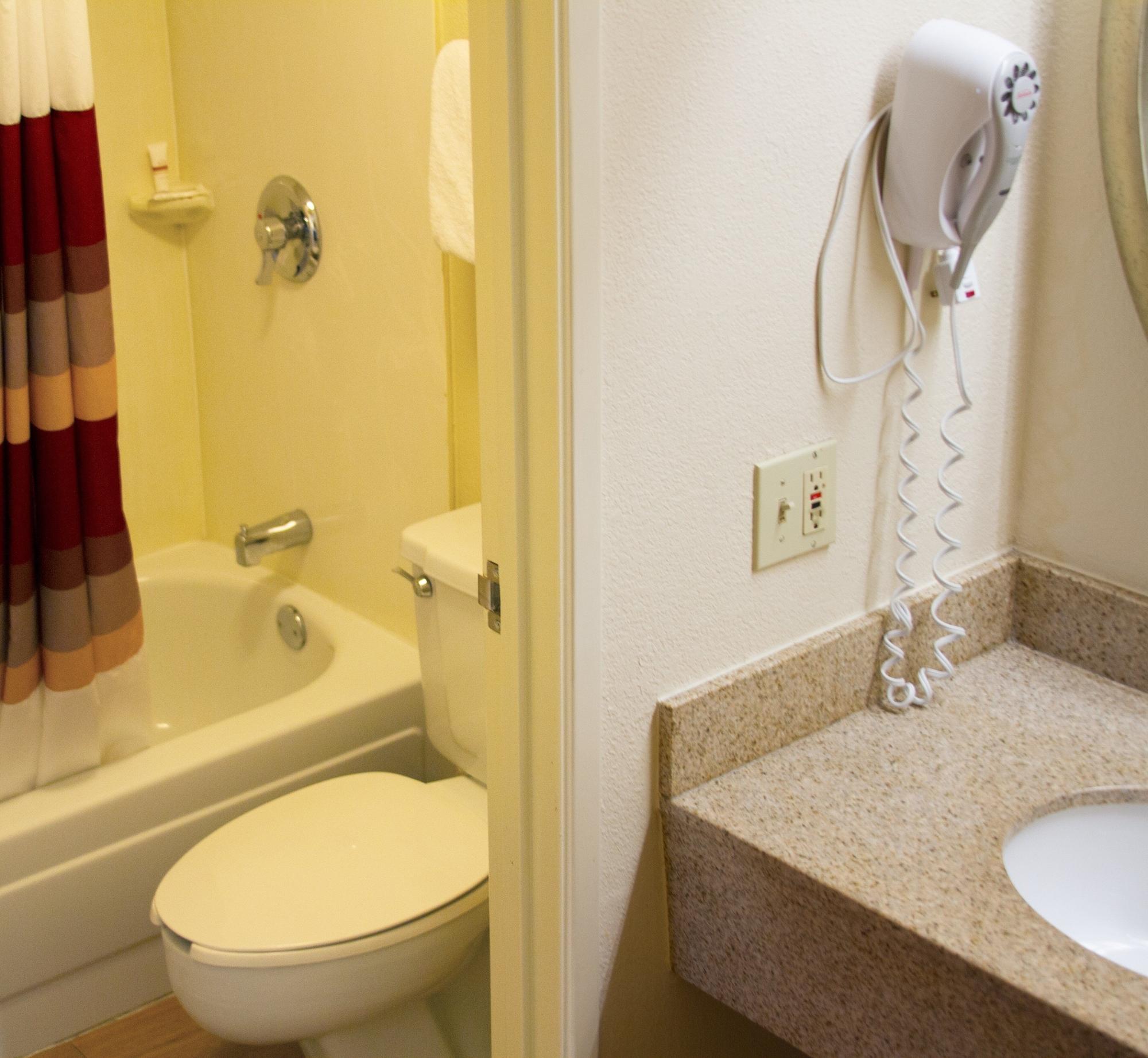 Red Roof Inn Princeton - Ewing Lawrenceville Εξωτερικό φωτογραφία